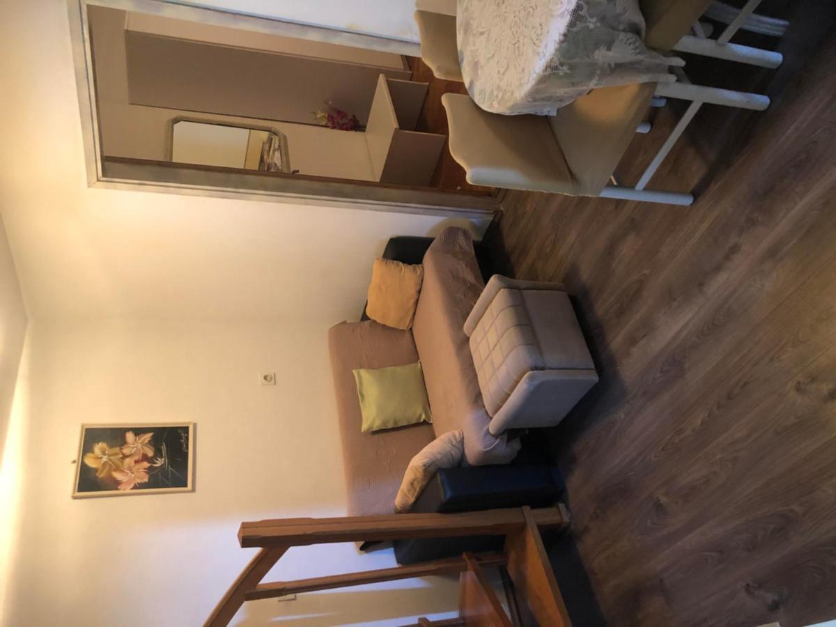 Nevia A/5 Apartmán *